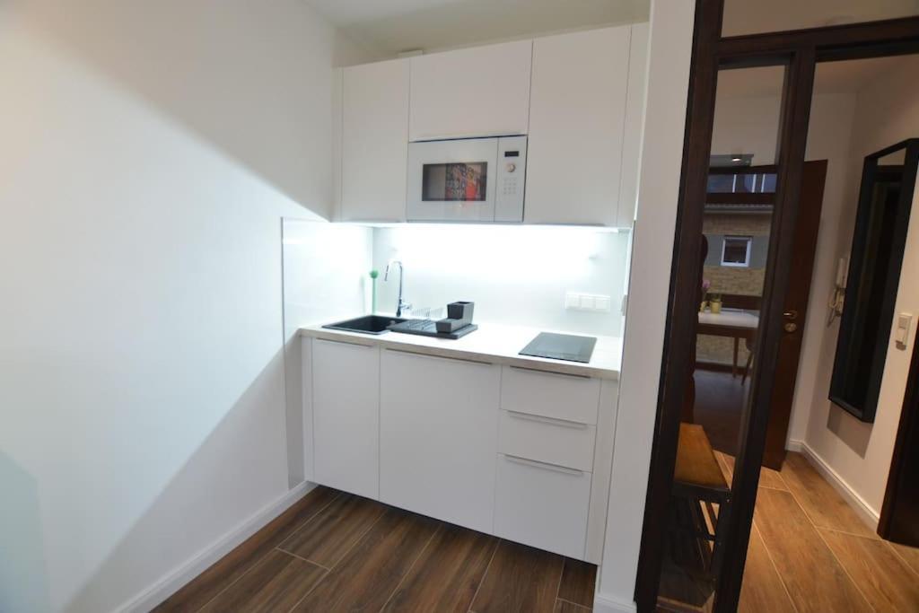 Studio 7 City Lage Mit Garage Naehe Koeln Bonn Siegburg Esterno foto